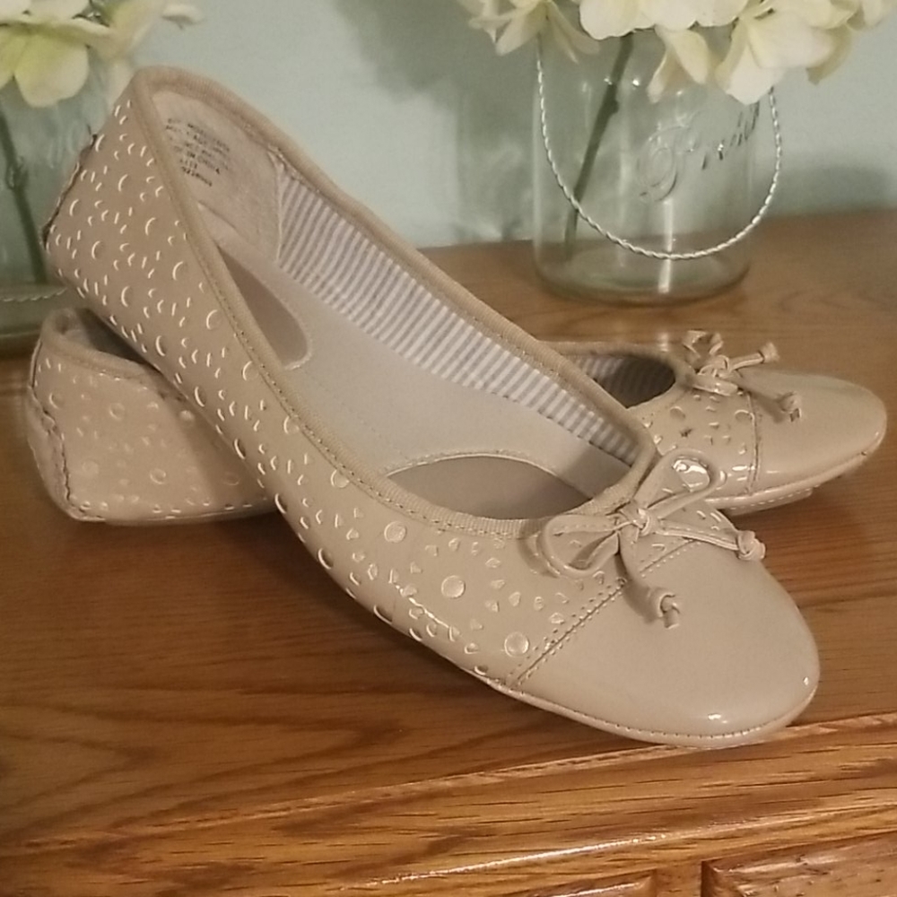 Mootsies Tootsies Size 8 Flats.